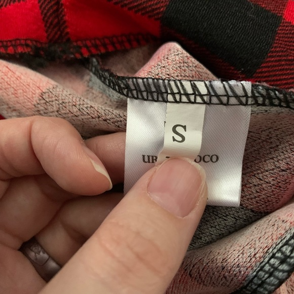 Red and Black Plaid Urban CoCo Stretchy Flared Mini Skater Skirt Size Small - Picture 5 of 8